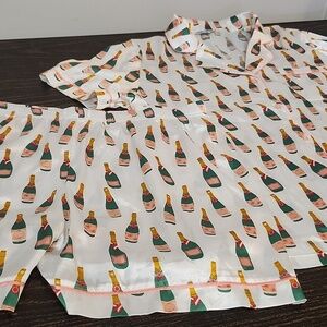 Mary square poppin bottles Pajama set size XL